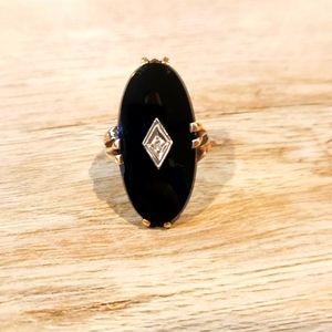 Vintage 10k Gold Diamond and Onyx Statement Ring